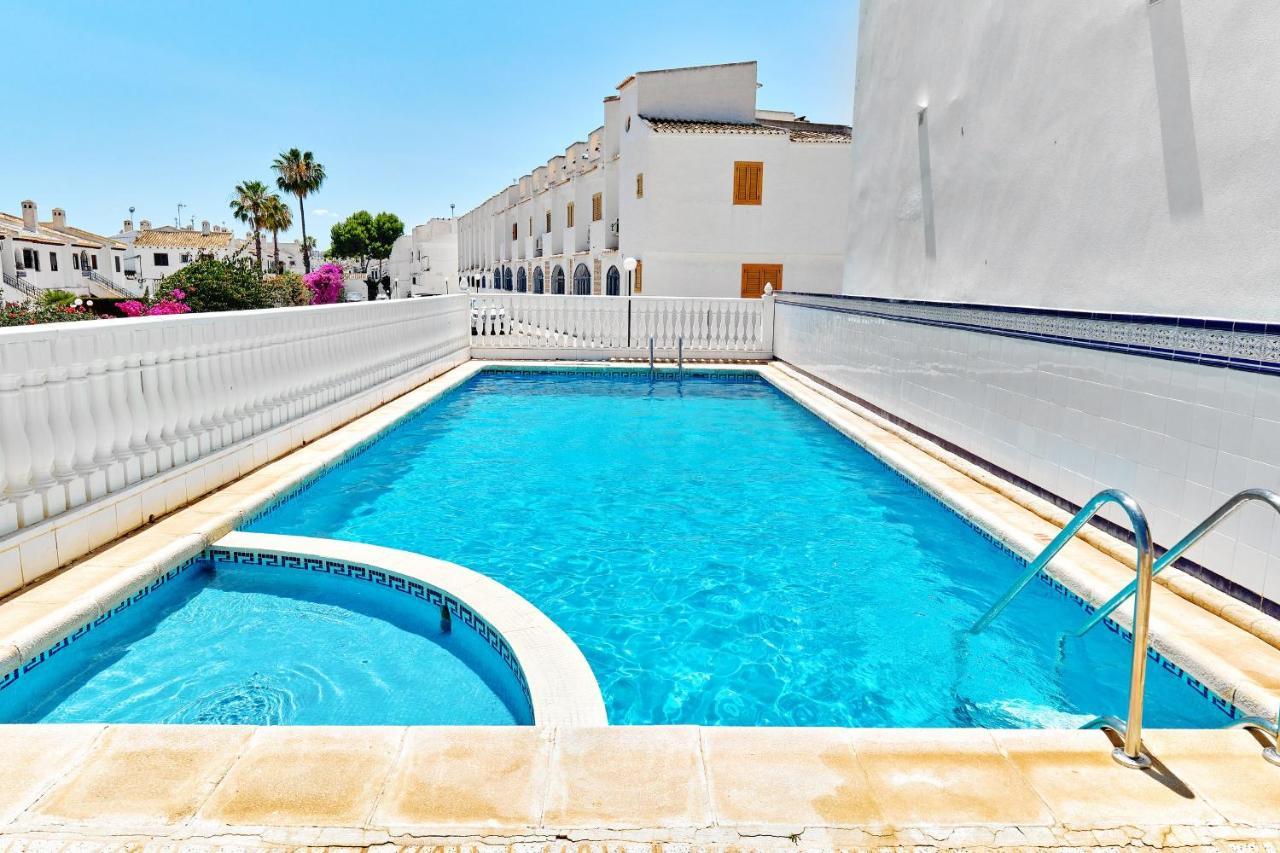 Espanhouse Sonia In La Zenia Playas De Οριουέλα Εξωτερικό φωτογραφία